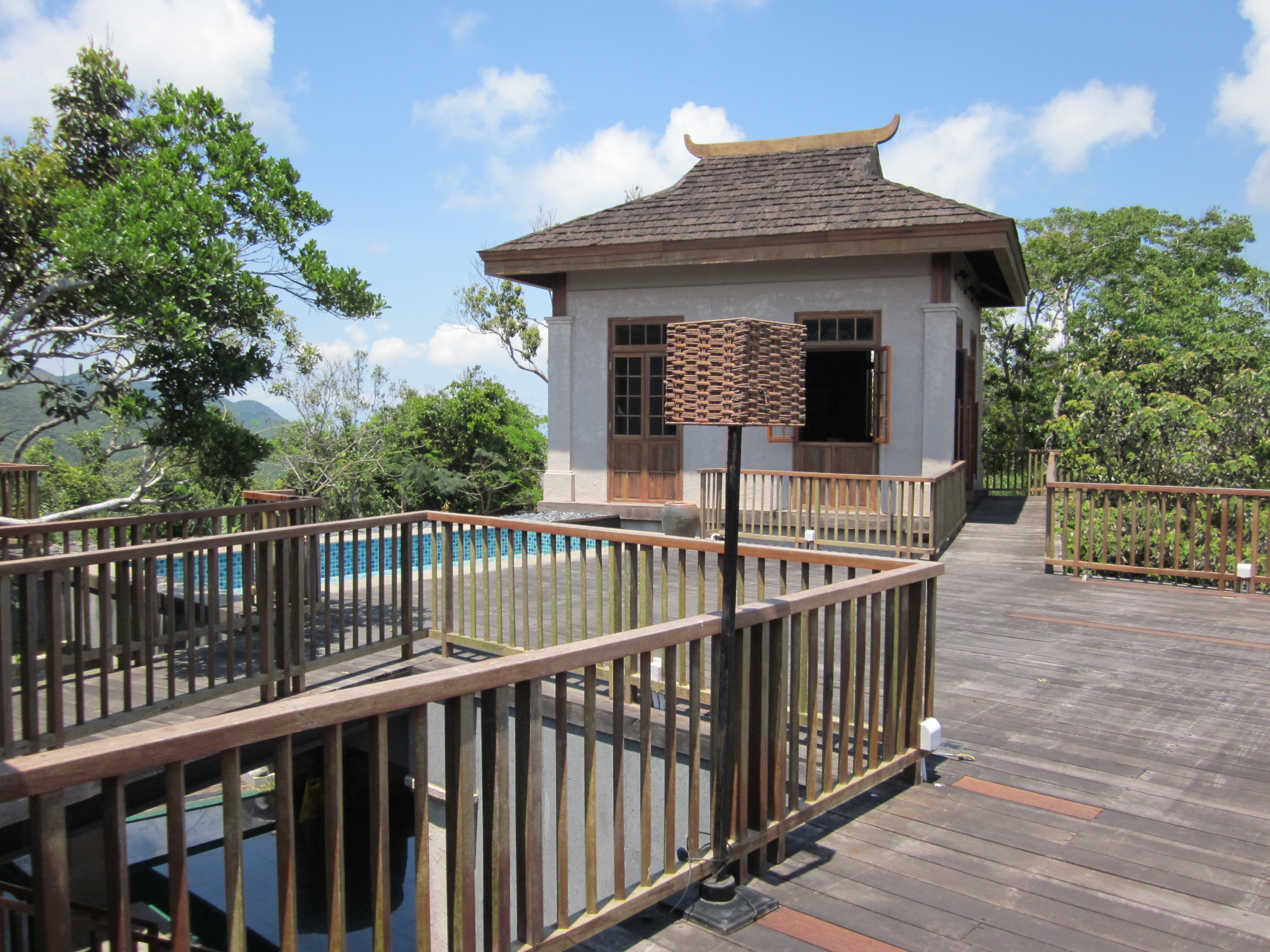 Flickr/Fai Chong Viewing platform at Yalong Bay Tropical Paradise Forest Park.